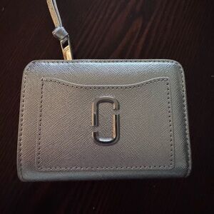 Marc Jacob’s Gray Leather Wallet